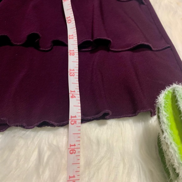 Suzy Sheir off shoulder - Picture 3 of 4